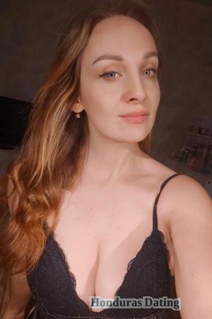 226087 - Natalia Age: 38 - Ukraine