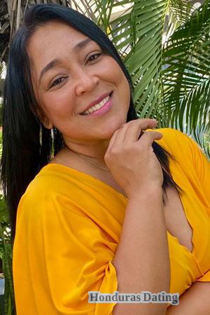 226254 - Angelica Age: 46 - Colombia