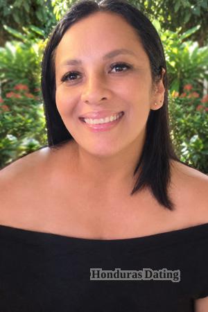229163 - Martha Age: 44 - Costa Rica