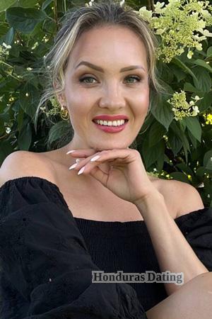 229459 - Aliona Age: 44 - Ukraine