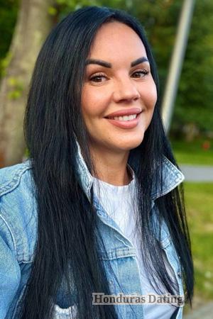 229462 - Alina Age: 43 - Ukraine